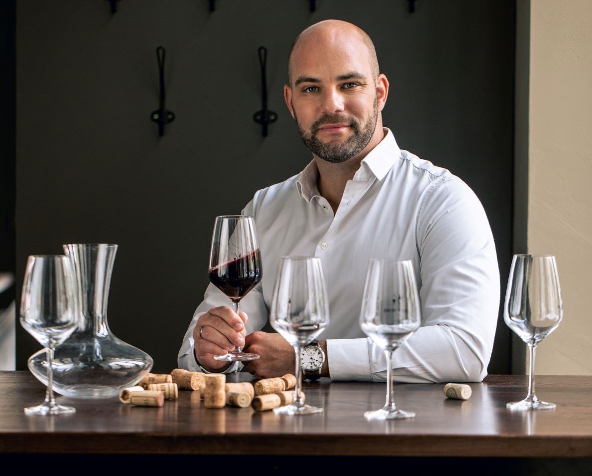 Neves magyar sommelier segíti az ALDI új borkínálatának kialakítását