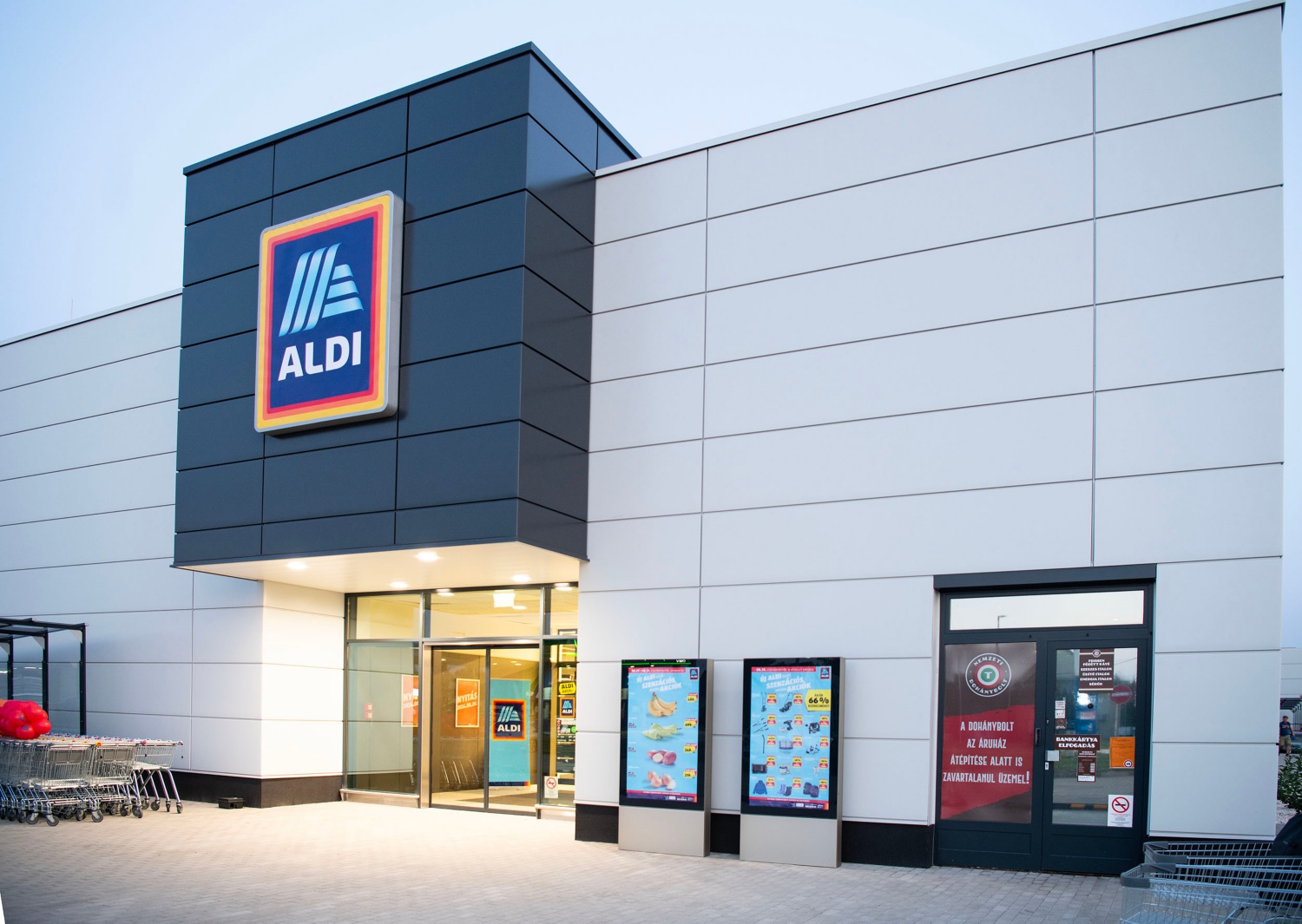 Költözés után új helyen nyílt meg az ALDI Vecsésen