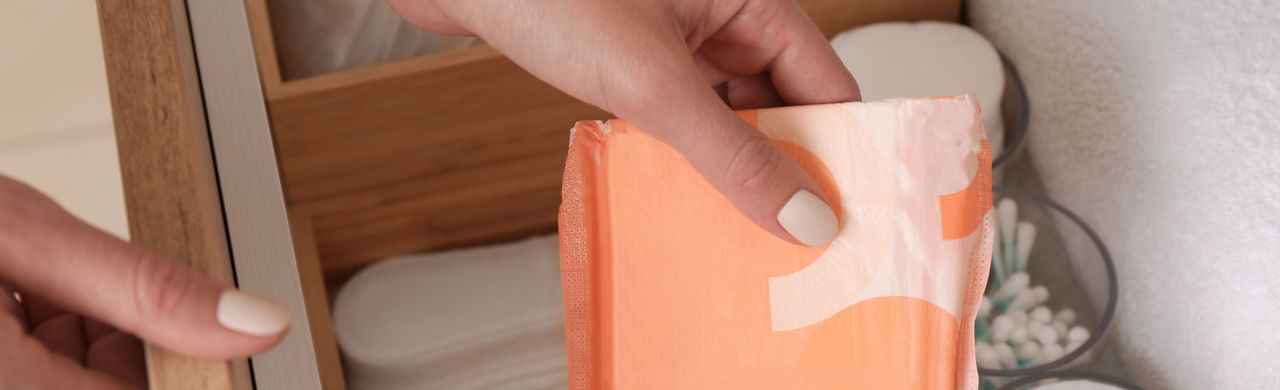 maandverband