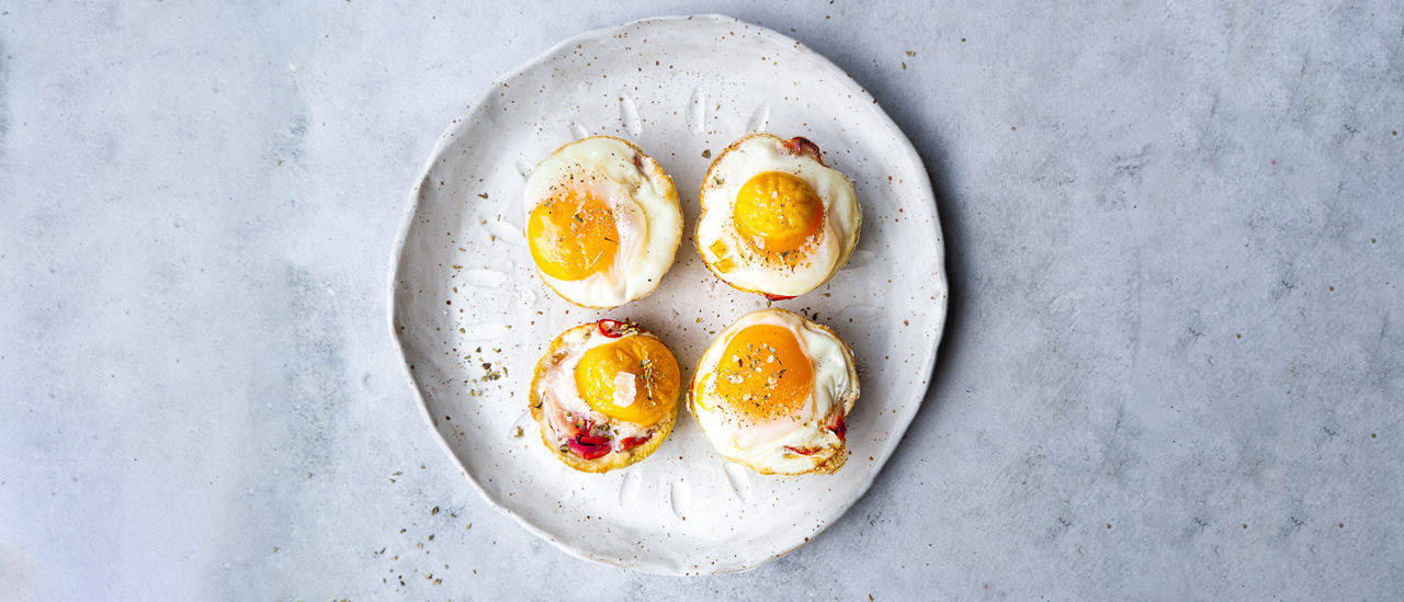 Eieren met spek op toast in muffinvorm - ALDI Supermarkten