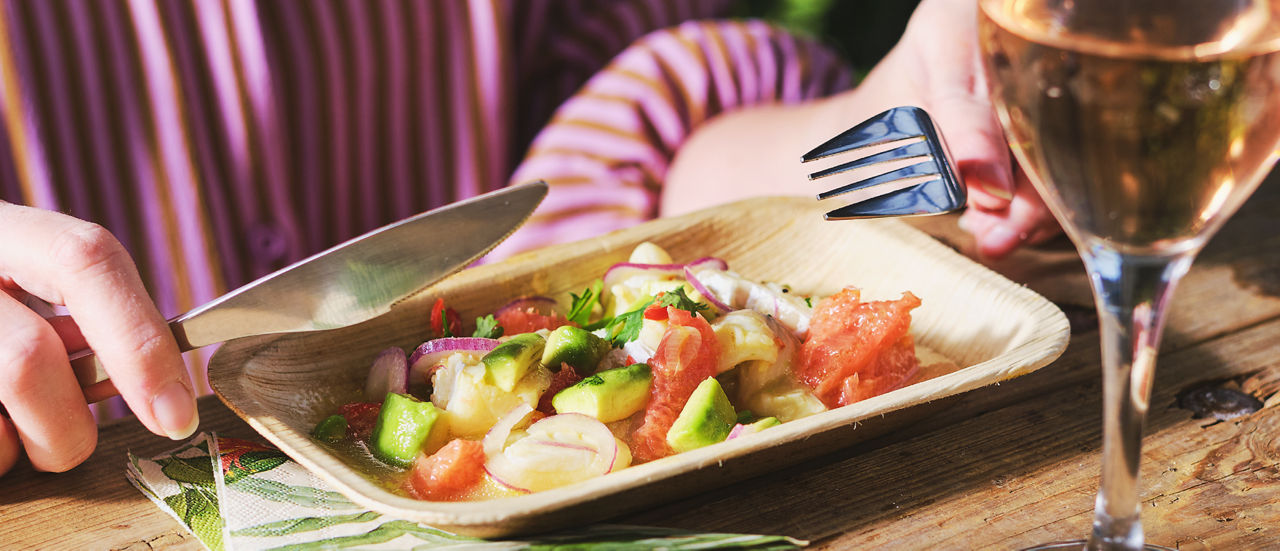 Kabeljauwceviche met avocado en grapefruit