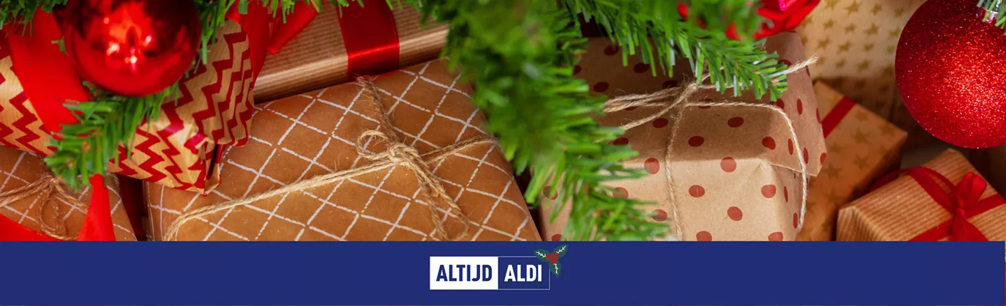 Kerstcadeautjes onder de boom