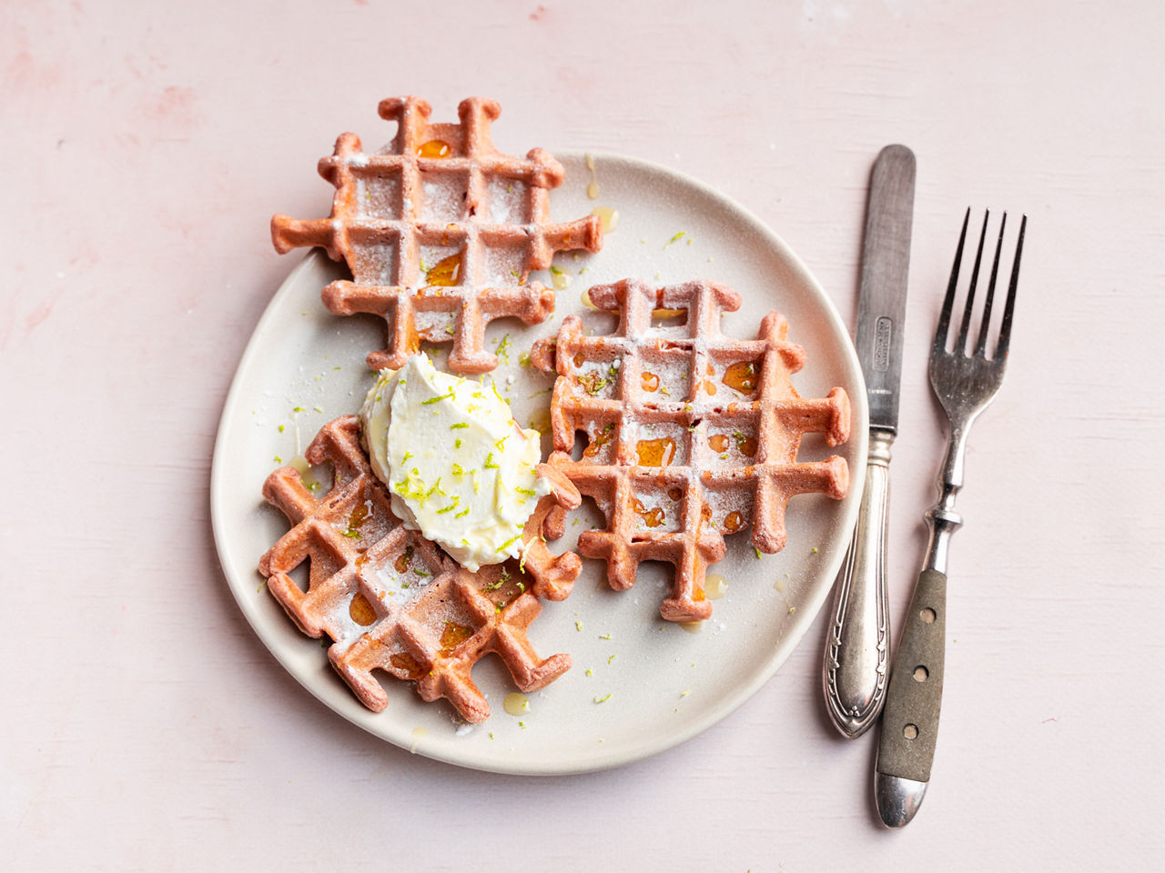 Roze wafels met mascarpone, limoen en honing (voor Valentijnsdag!) bij ALDI