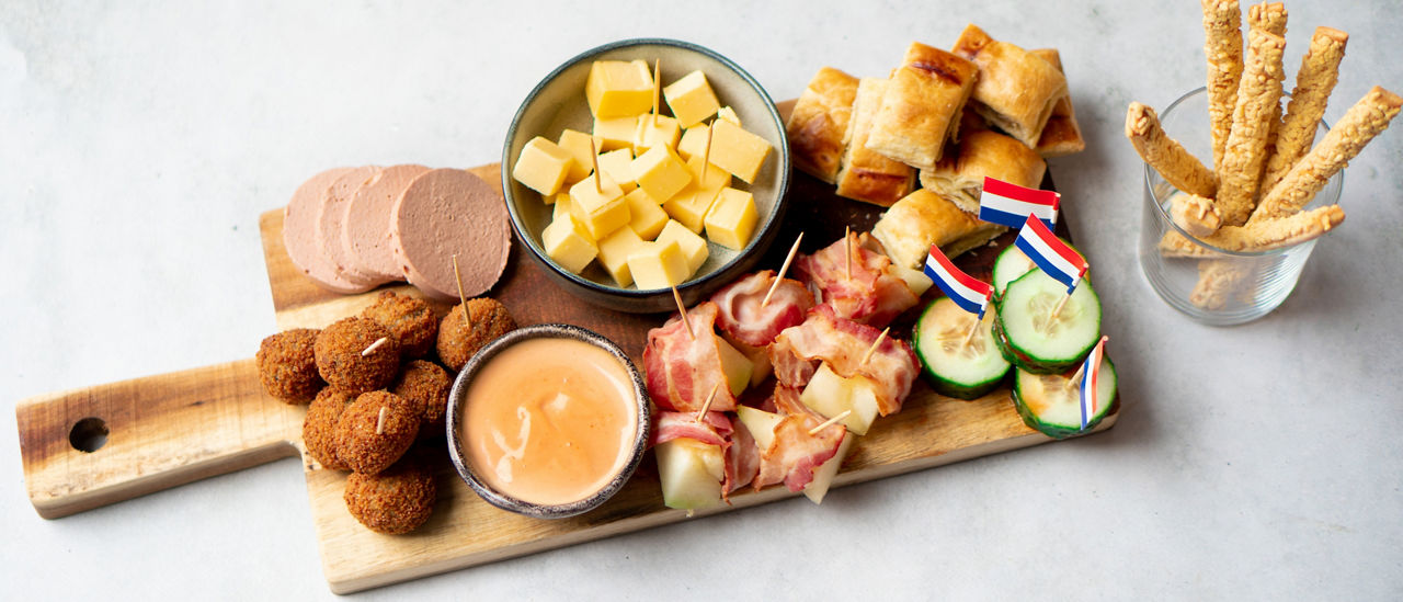Hollandse borrelplank voor het EK bij ALDI