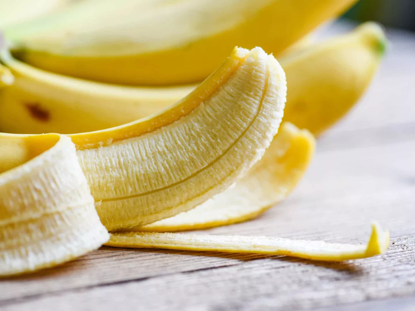 Plátano piel abierta bien conservado