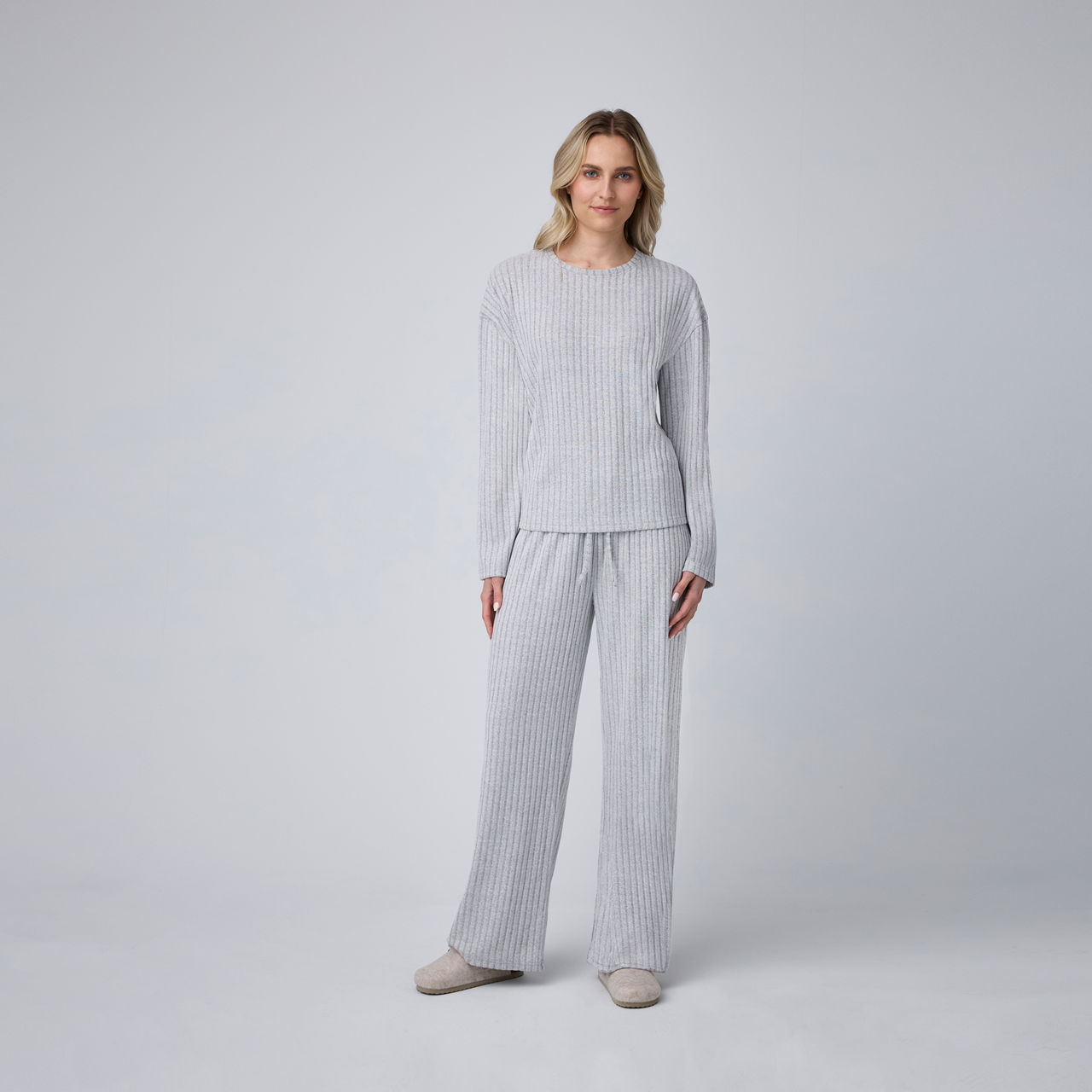 Sweter damski komfortowy