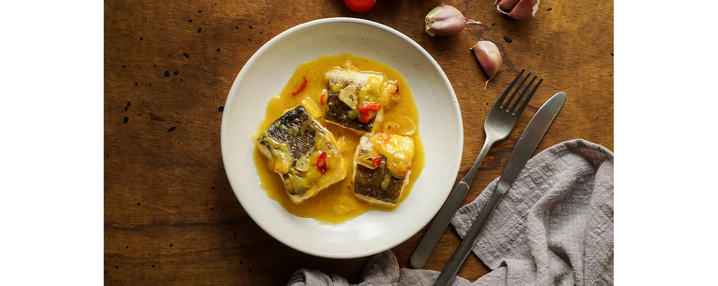 Salsa pil pil para pescado como el bacalao