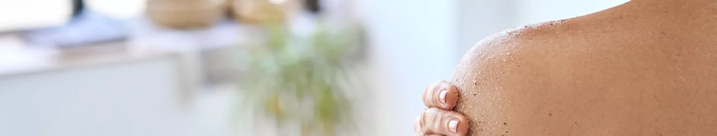 Te contamos cómo exfoliar la piel para cuidarla después del verano | ALDI