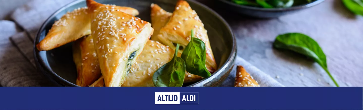 Bladerdeeg hapjes met spinazie  