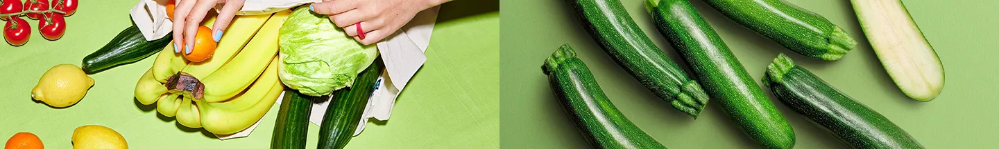 Rechts mehrere Zucchini, links ein ALDI Nord Jutebeutel mit frischem Gemüse und Obst.