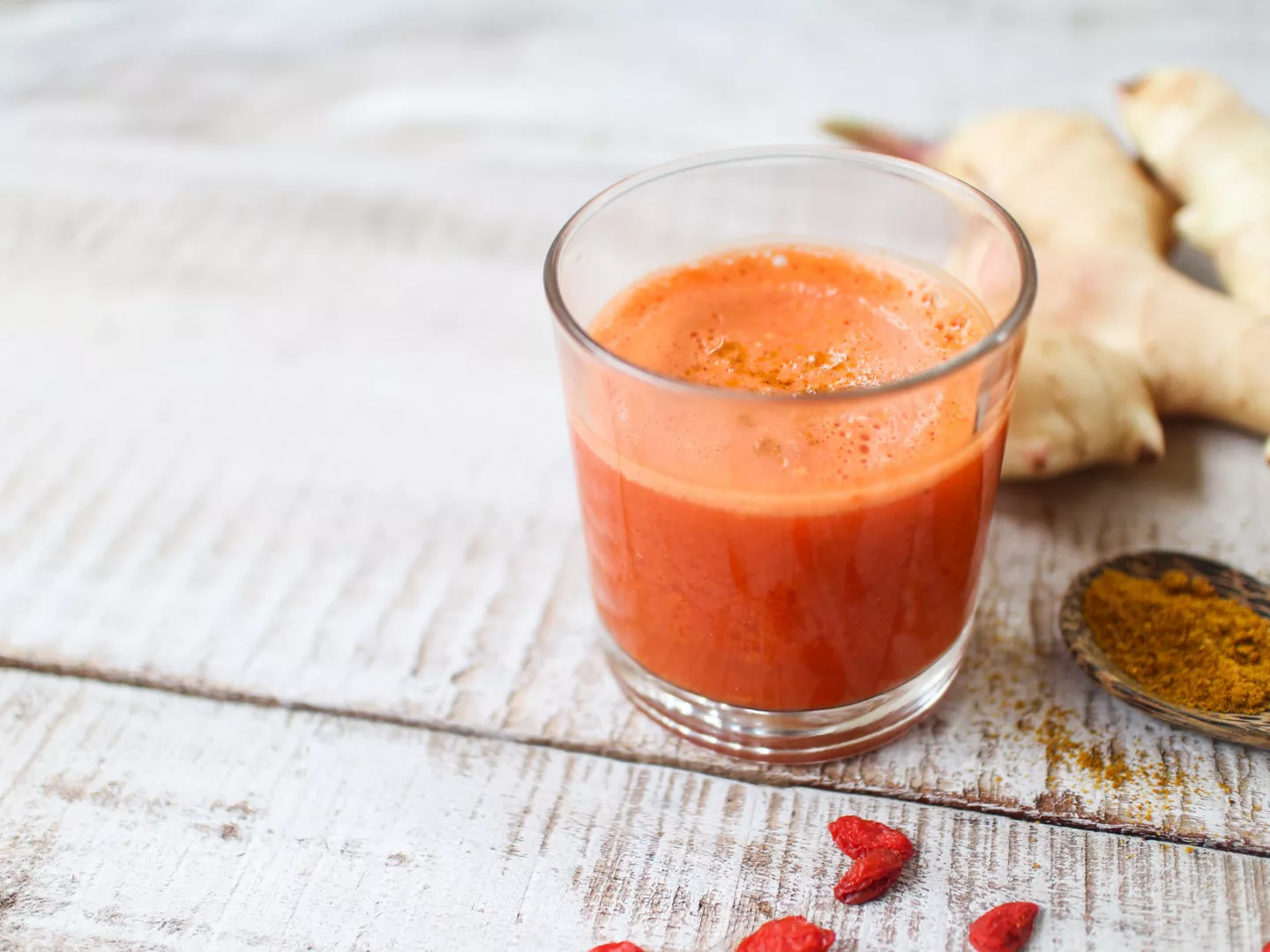 Smoothie de bayas de goji como desayuno saludable