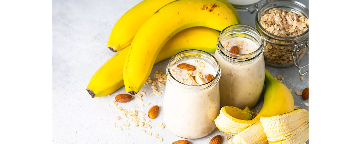 Batido de muesli y plátano como idea para usar el muesli casero