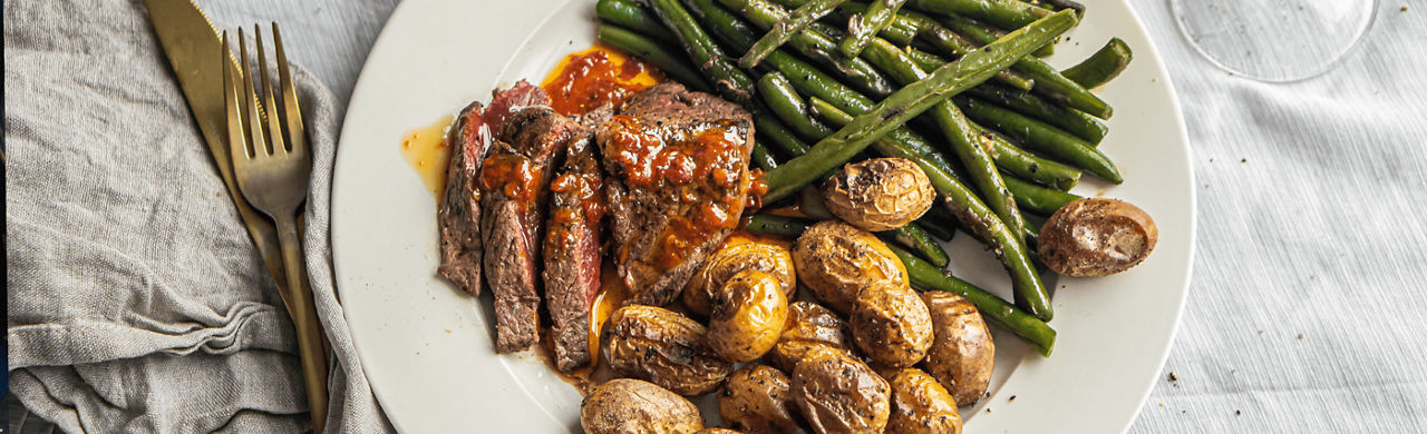 Hollandse biefstuk met sambalboter, krieltjes en haricots verts 