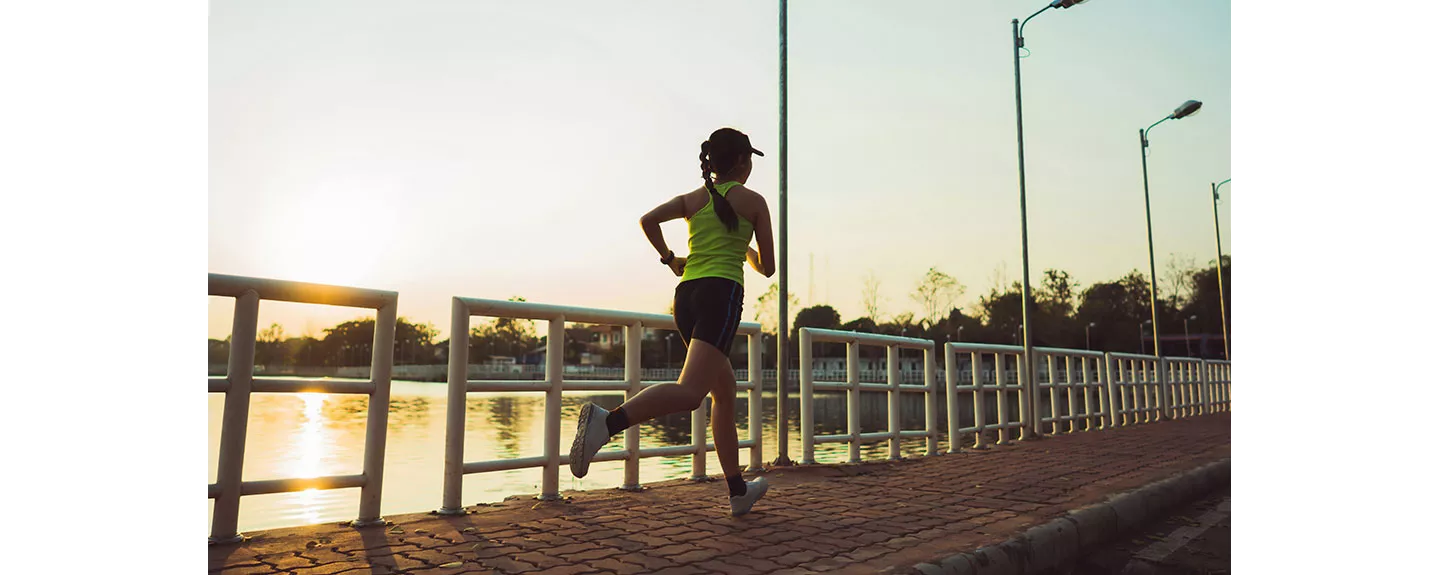Mujer corriendo 