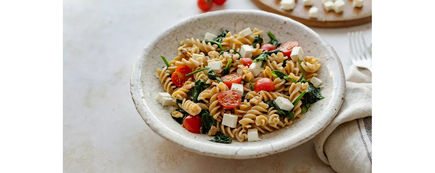 Ensalada de pasta como idea de ensalada para niños