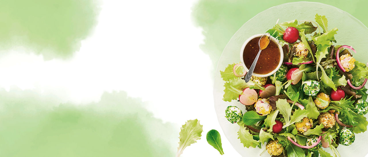 Salade met jonge bladsla en geitenkaas truffels