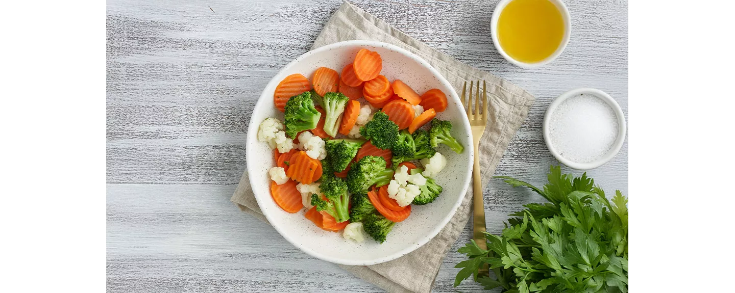 Brócoli, zanahoria y coliflor cocidas al vapor