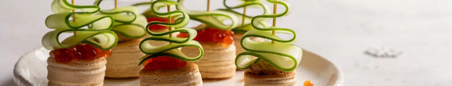 Aperitivo navideño original volován relleno árbol