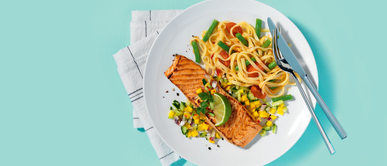Verse zalm met mangosalsa