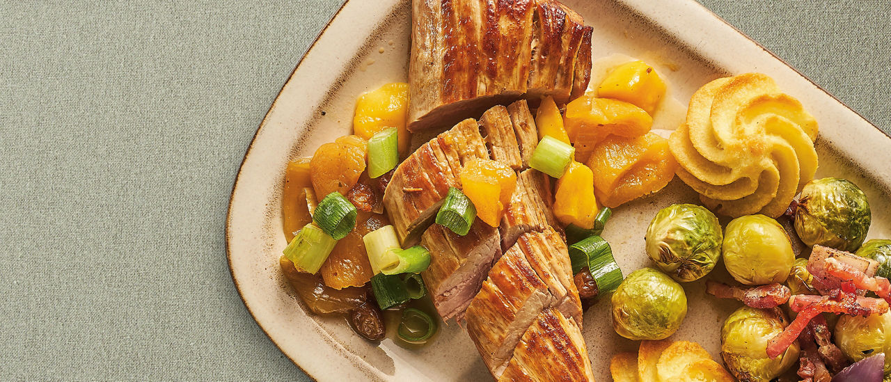 Varkenshaas met mangochutney en spruitjes met spek uit de oven bij ALDI
