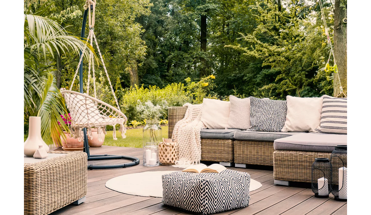 loungeset in tuin ALDI