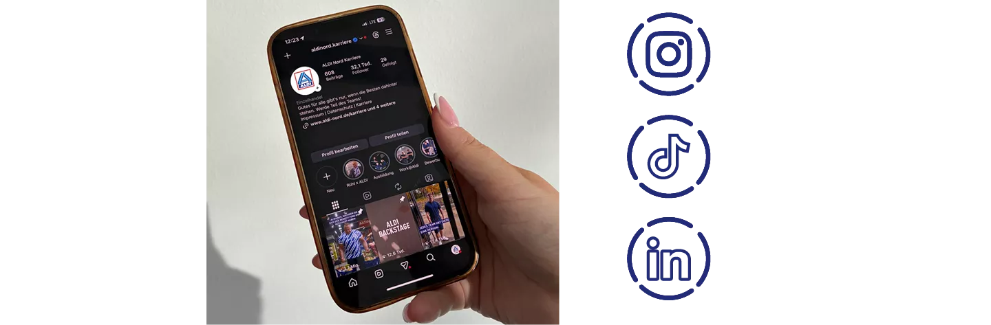 Hand hält ein Smartphone mit geöffnetem Instagram-Profil. Rechts daneben sind die Symbole von Instagram, LinkedIn und Xing angeordnet.