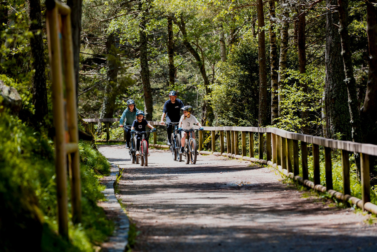 /content/dam/visitandorra/ca/assets/images/experiencies/familia/0506211340_BIKES Andorra (Qucut)__MG_9299.jpg