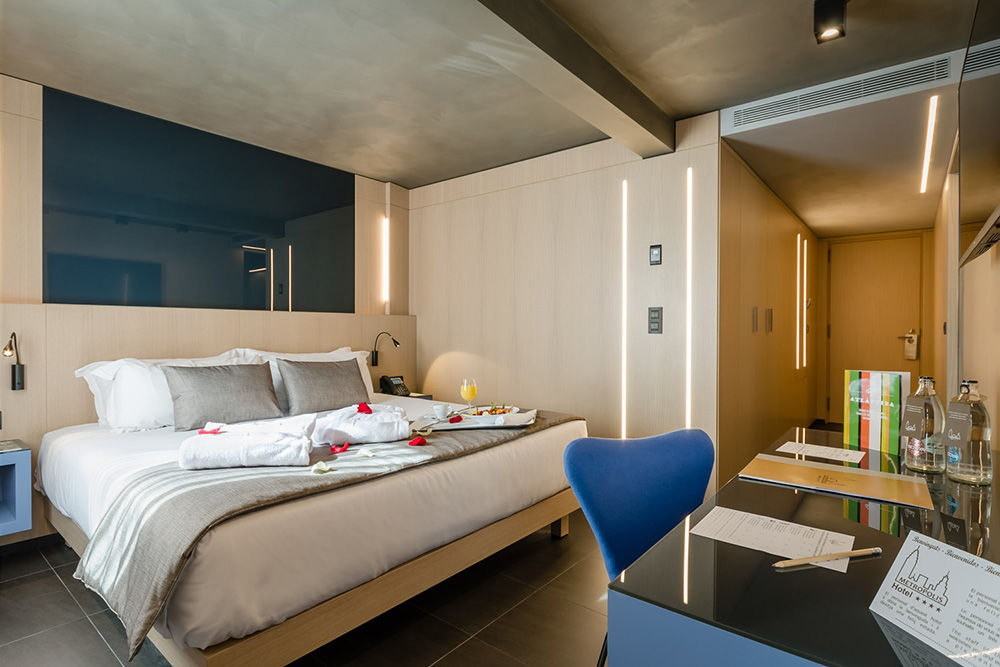 1000x667-hotelmetropolis-5.jpg
