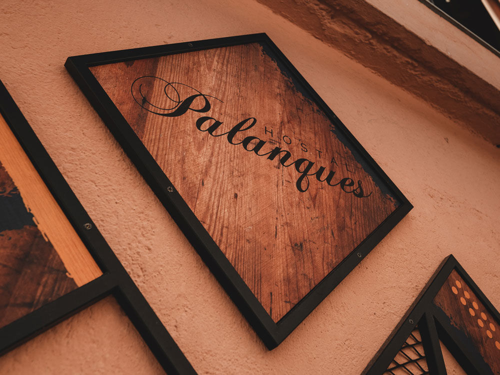 1000x750-hostal-palanques3.jpg