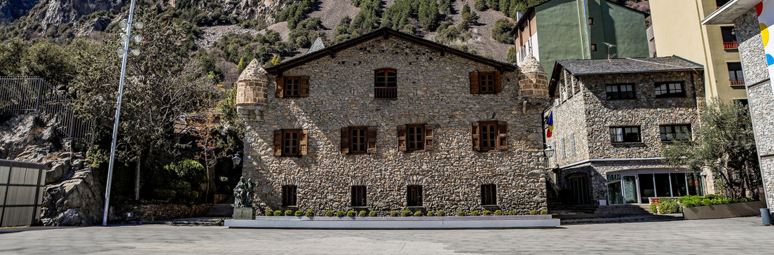 /content/dam/visitandorra/ca/assets/images/coneix-andorra/explora-andorra/1104X364_casa-de-la-vall.jpg