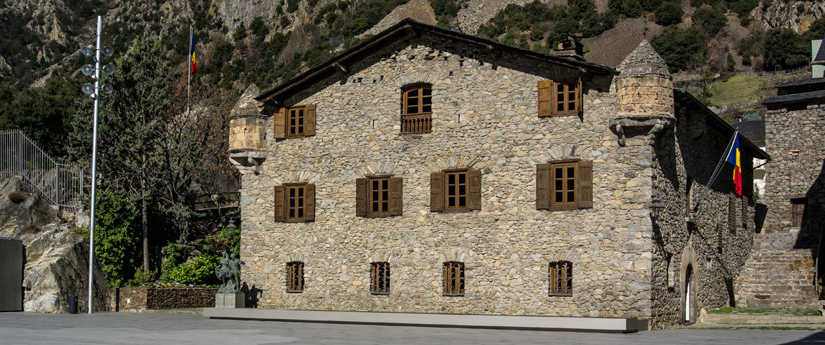 1177x492-andorra-free-tour-andorra-visita-guiada.jpg
