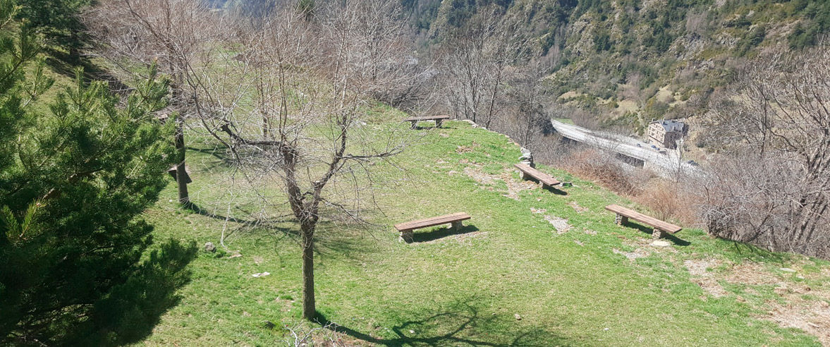 1177x492-area-de-picnic-meritxell.jpg