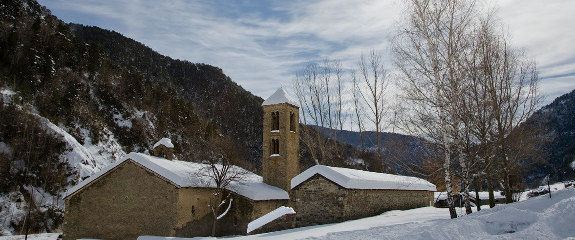 1177x492-esglesia-de-sant-marti-de-la-cortinada2.jpg