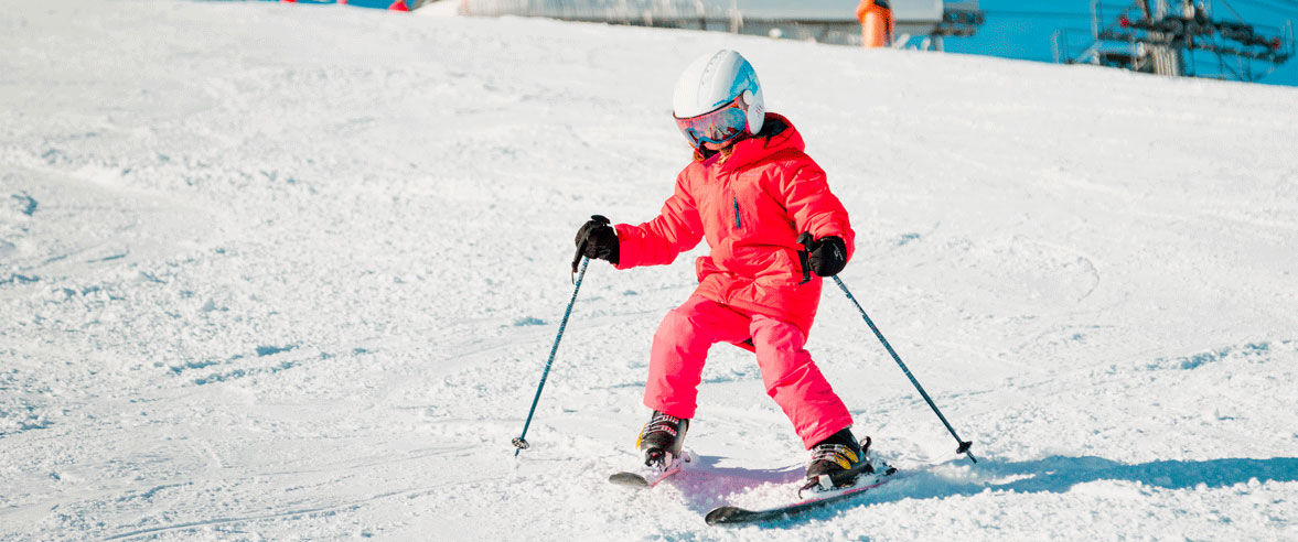 1177x492-esquiar-en-familia-vallnord-pa-arinsal.jpg