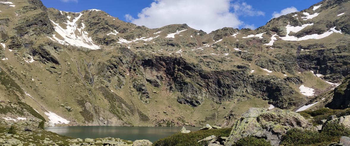 1177x492-ruta-de-senderisme-estanys-de-tristaina1.jpg