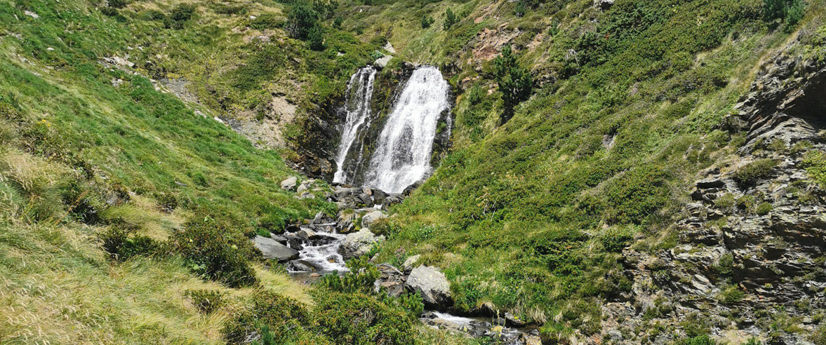 1177x492-ruta-de-senderisme-pic-de-la-serrera1.jpg