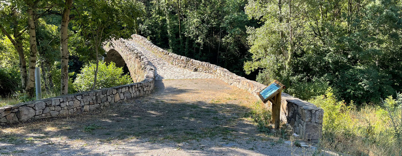 /content/dam/visitandorra/ca/assets/images/què-fer/cultura/10-curiositats-del-romànic/1920x744-10-curiositats-romanic.jpg