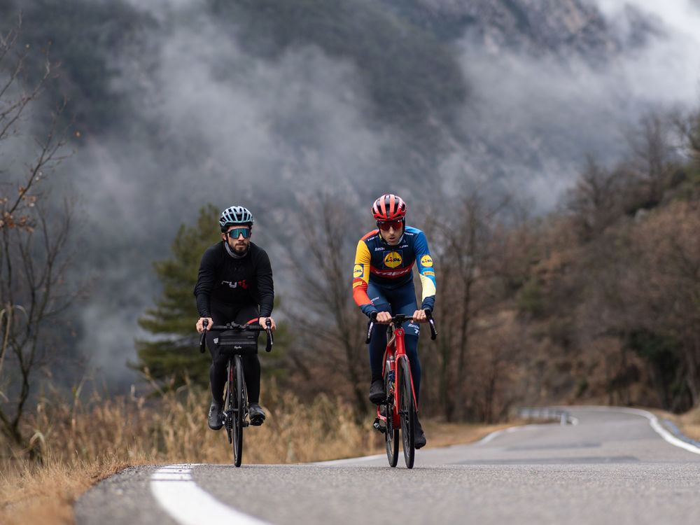 215232bd5908-1000x750-andorra-cycling6.jpg
