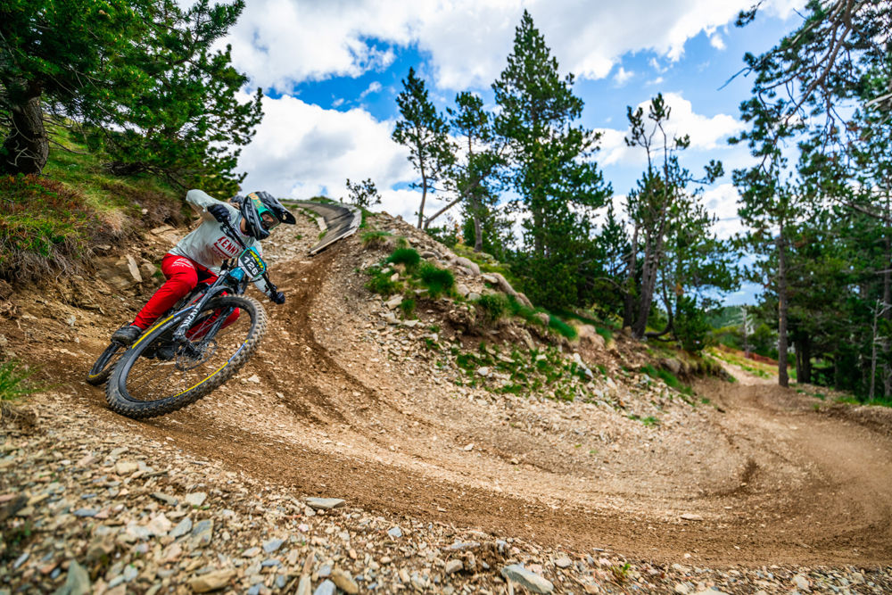 /content/dam/visitandorra/en/assets/images/cfs/event/maxiavalanche/9a9c6d09a275-1000xc-maxiavalanche-bike-park-pal.jpg