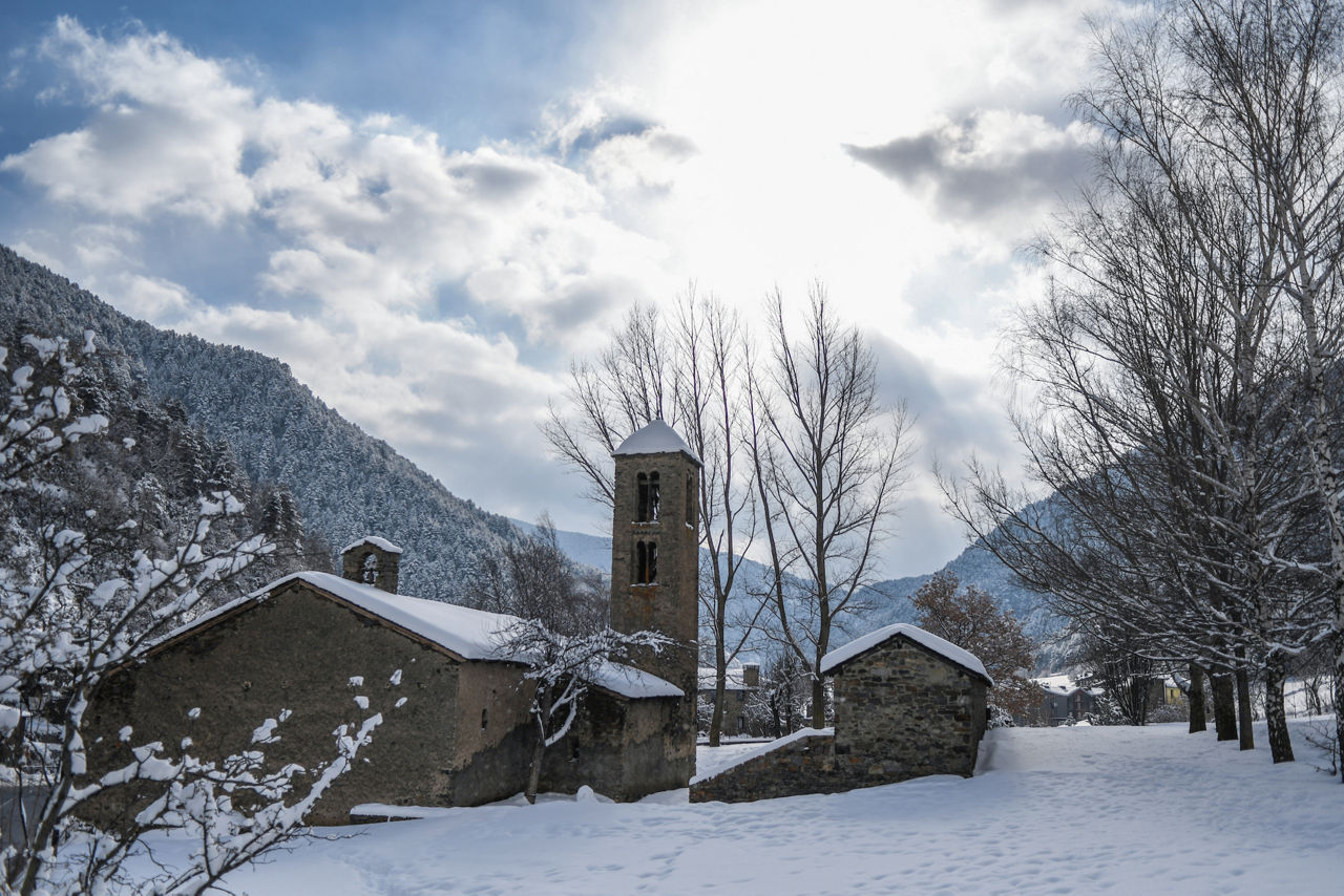 /content/dam/visitandorra/ca/assets/images/què-fer/cultura/pobles-amb-encant---hivern/AAT_20170126_0002-la cortinada.jpg