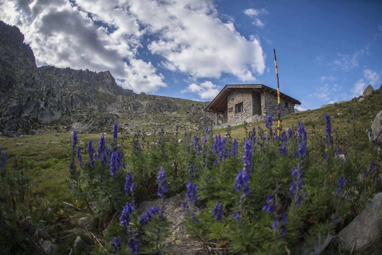/content/dam/visitandorra/ca/assets/images/planifica/informació-per-al-visitant/allotjaments/allotjaments-singulars/AND TURISME SENDERISME REFUGI MONTMALUS002-compressed.jpg