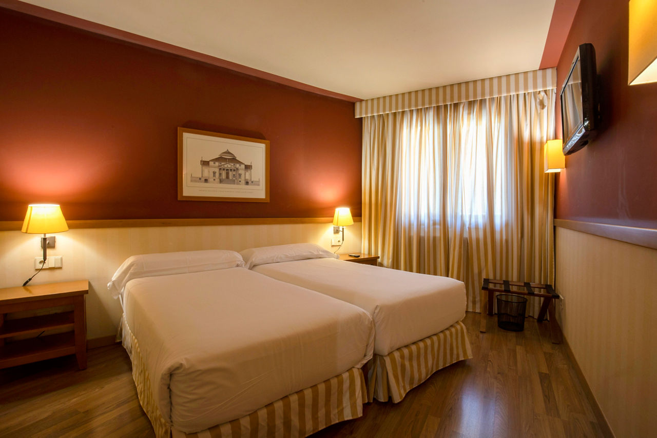 Apartaments Shusski - Apartment 01.jpg