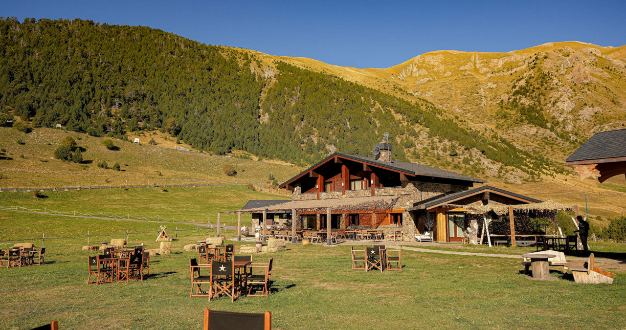 /content/dam/visitandorra/ca/assets/images/què-fer/gastronomia/millor-cuina-tradicional-a-les-bordes/Borda del pi%252c estiu%252c horitzontal-2023.jpg