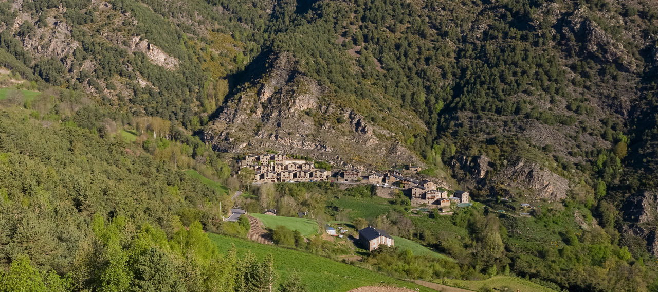 /content/dam/visitandorra/ca/assets/images/què-fer/cultura/pobles-amb-encant/DJI_0568-poble-fontaneda.jpg