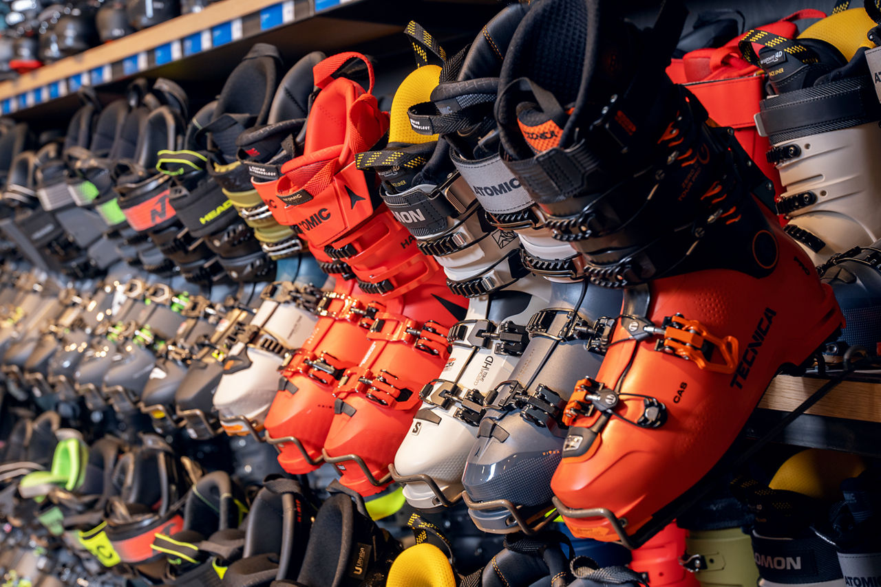 /content/dam/visitandorra/ca/assets/images/què-fer/compres/esports/DSC00407 copia.tif