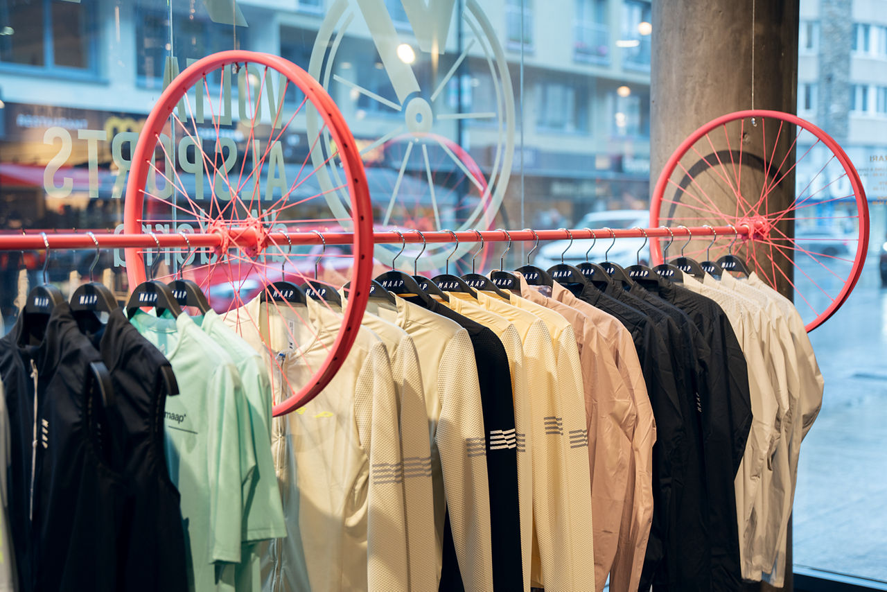 /content/dam/visitandorra/ca/assets/images/què-fer/compres/esports/DSC00515 copia.tif