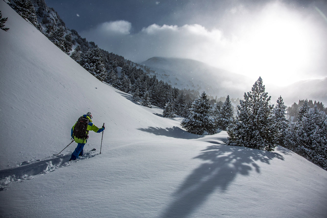 Descens Freeride Alt del Griu canal NO i collada d'Entinyola (1).jpg