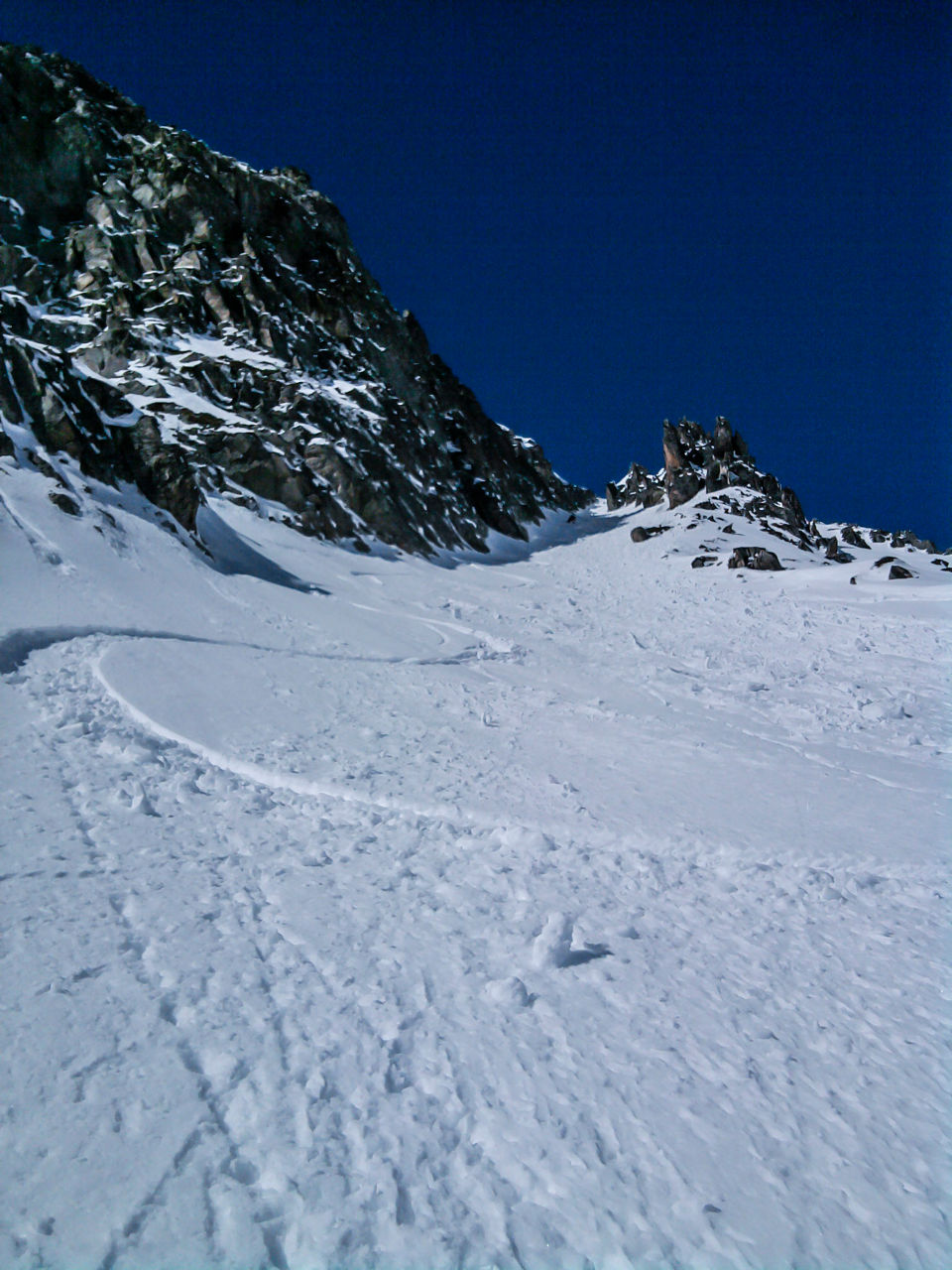 Descens Freeride Pic de Pedrons Corredor Est (4).jpg
