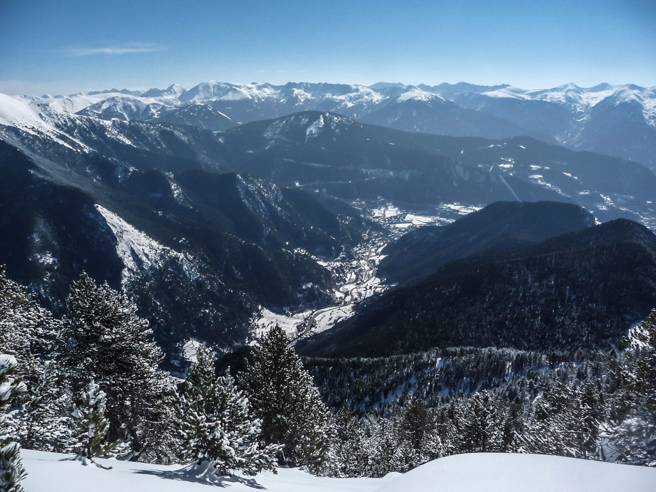 Descens Freeride Pic de Percanela i canals a Arans (4).jpg