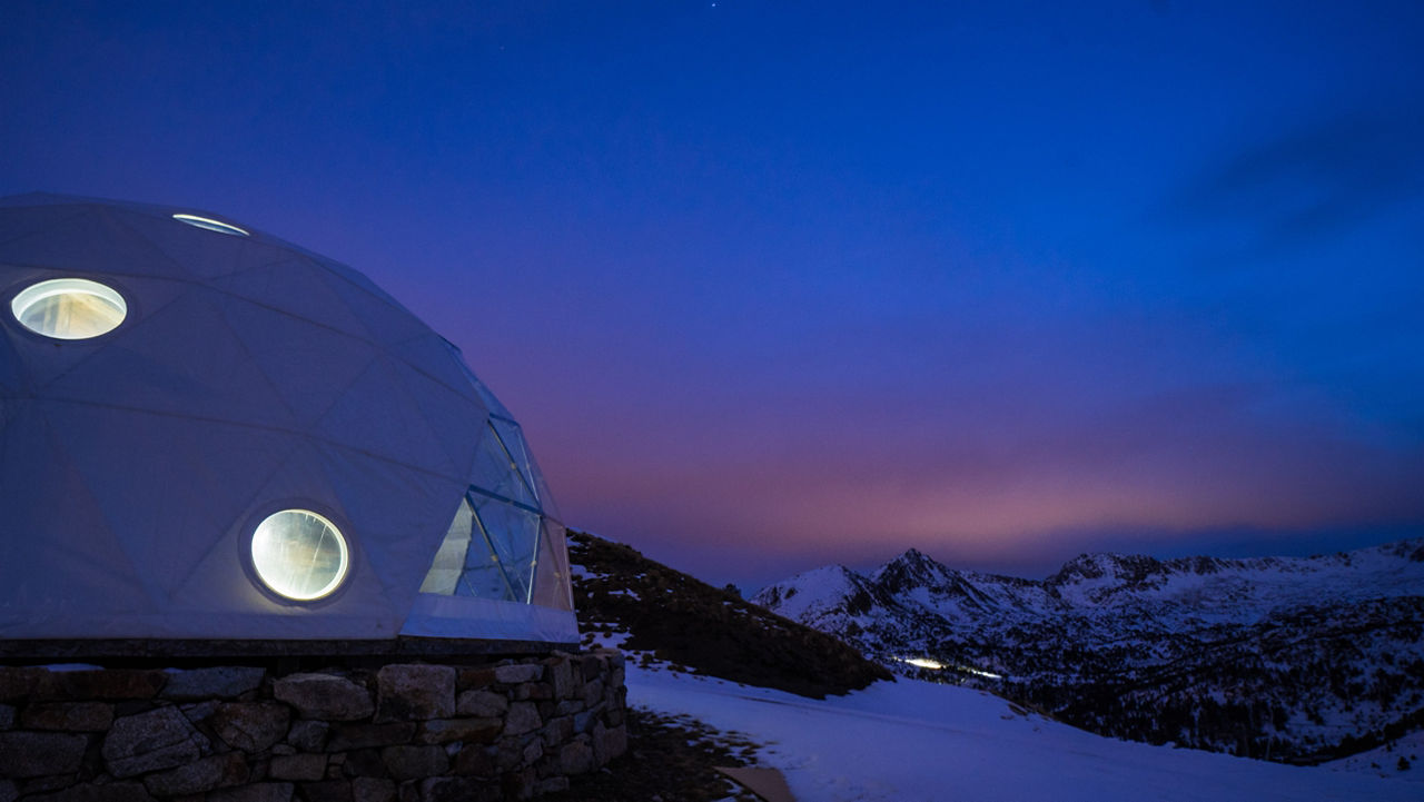 /content/dam/visitandorra/ca/assets/images/experiencies/experiències-de-nit/Epic Andorra_Mountain Huts_Domo Lodge (5)-min.jpg